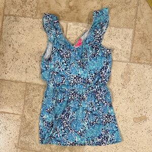 Lilly Pulitzer Blue, navy and white patterned romper dress. Size L.